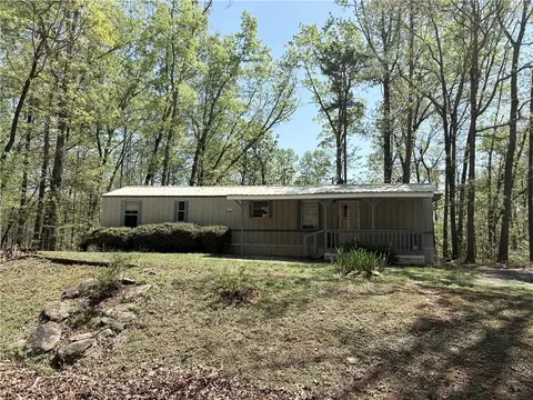 119 Dorion Dr, Westminster, SC 29693