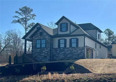2601 Dog Leg Ln, Seneca, SC 29678