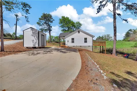 Exterior - 187 Crystal Ln, Walhalla, SC 29691 photo 7 of 8
