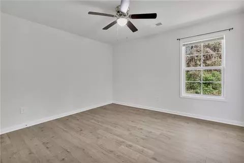 Bedroom - 187 Crystal Ln, Walhalla, SC 29691 photo 2 of 4