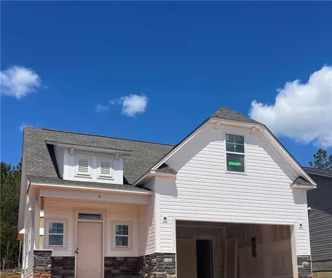 6 Halsey St, Central, SC 29630