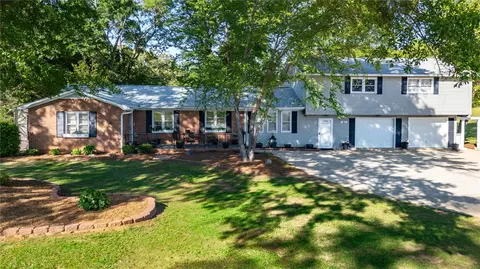 7203 Moorefield Memorial Hwy, Liberty, SC 29657