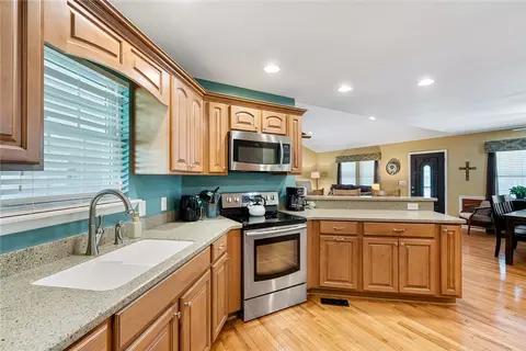 Kitchen - 54 Abbott Ln, Walhalla, SC 29691 photo 3 of 3
