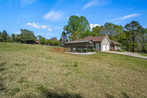 Exterior - 54 Abbott Ln, Walhalla, SC 29691 photo 7 of 9