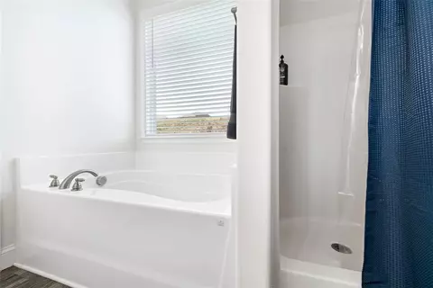 Bath - 150 Capslock Trl, Pendleton, SC 29670 photo 2 of 3