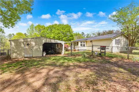 Exterior - 525 Firetower Rd, Williamston, SC 29697 photo 1 of 4