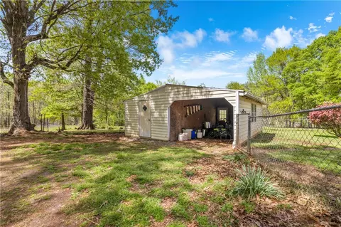 Exterior - 525 Firetower Rd, Williamston, SC 29697 photo 2 of 4