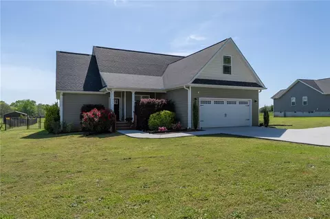 616 New Hope Rd, Anderson, SC 29626