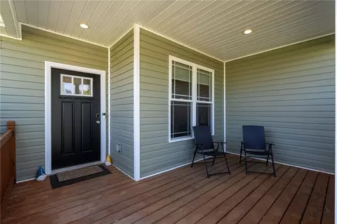 Exterior - 616 New Hope Rd, Anderson, SC 29626 photo 4 of 10