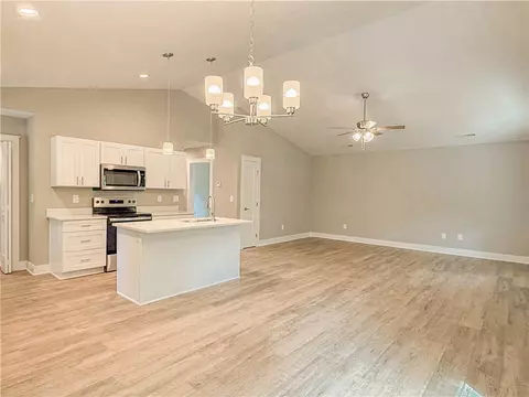 309 Code Cir, Seneca, SC 29678 photo 15