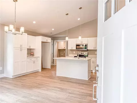 309 Code Cir, Seneca, SC 29678 photo 7