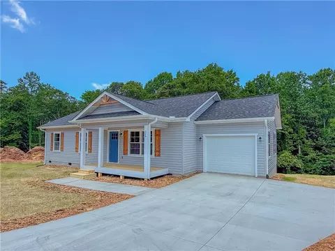 Exterior - 324 Code Cir, Seneca, SC 29678 photo 2 of 5