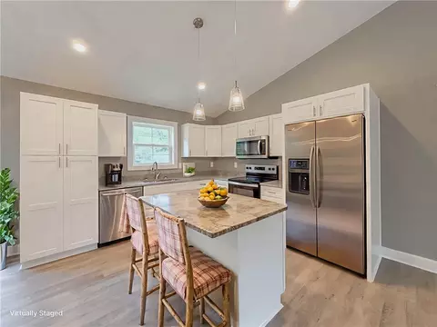 Kitchen - 324 Code Cir, Seneca, SC 29678 photo 1 of 4