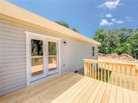 Exterior - 324 Code Cir, Seneca, SC 29678 photo 5 of 5