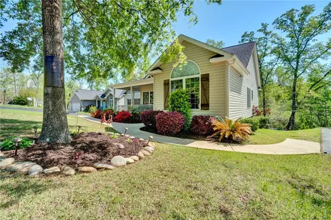110 Brookside Cir, Honea Path, SC 29654