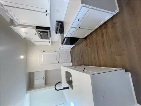 Kitchen - 6 Sweetgrass St, Central, SC 29630 photo 3 of 3
