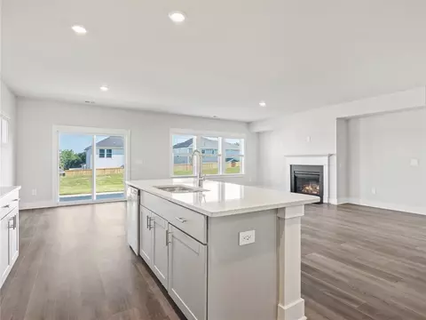 807 Burghley Cir, Greer, SC 29651 photo 13
