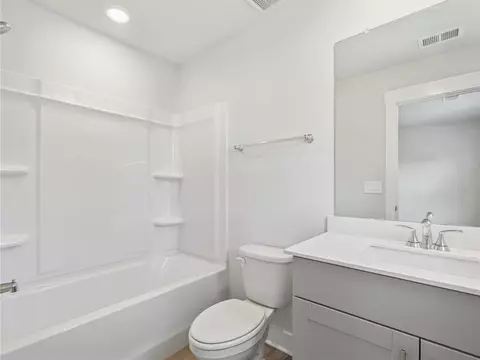807 Burghley Cir, Greer, SC 29651 photo 4