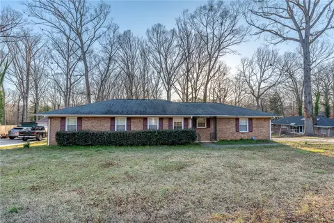 204 Clarke Stream Dr, Anderson, SC 29621