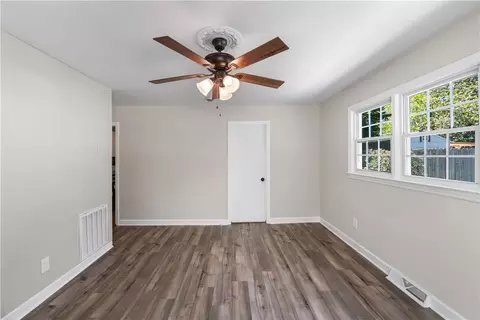 218 Mark St, Easley, SC 29642 photo 14