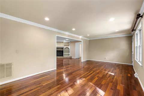 403 Laurel Rd, Easley, SC 29642 photo 7