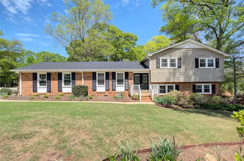 209 Victoria Way, Piedmont, SC 29673