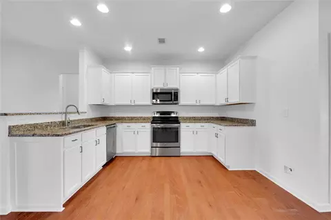 Kitchen - 7 Harwick Ct, Easley, SC 29642 photo 1 of 1