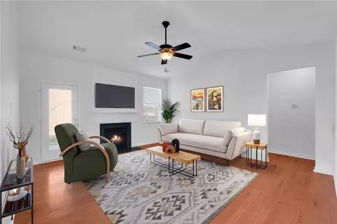 Living - 7 Harwick Ct, Easley, SC 29642 photo 1 of 9