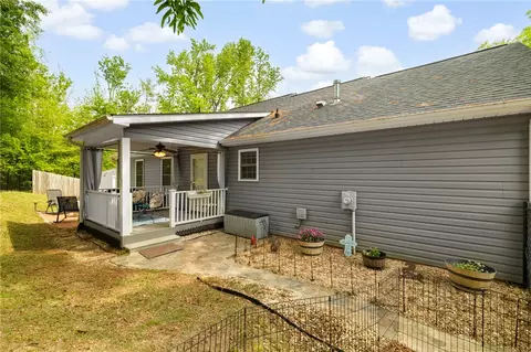 Exterior - 2 Mckay Rd, Honea Path, SC 29654 photo 9 of 10