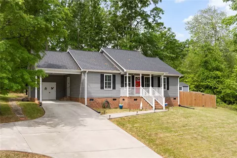 Exterior - 2 Mckay Rd, Honea Path, SC 29654 photo 2 of 10