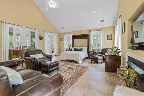 Bedroom - 544 Paramount Dr, Seneca, SC 29672 photo 3 of 3