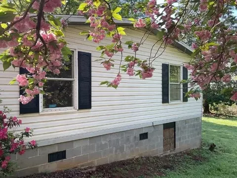 212 Barracuda Rd, Pickens, SC 29671 photo 4