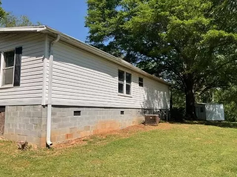 212 Barracuda Rd, Pickens, SC 29671 photo 2