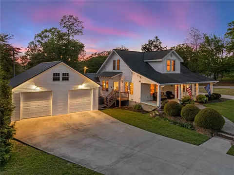 205 Harrison Ave, Walhalla, SC 29691 photo 2