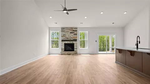 405 Briggs Dr, Easley, SC 29642 photo 15