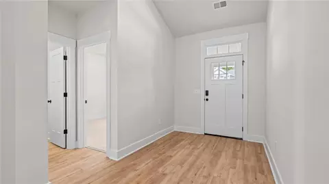 405 Briggs Dr, Easley, SC 29642 photo 6