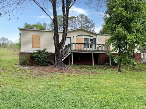 10484 Long Creek Hwy, Westminster, SC 29693