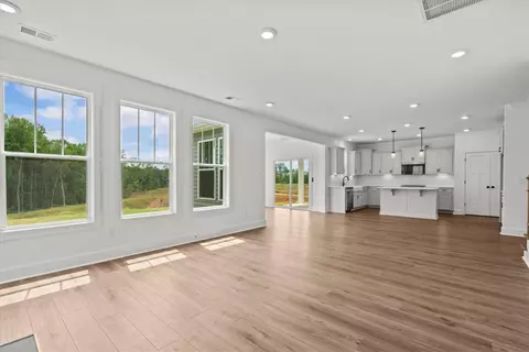 407 Briggs Dr, Easley, SC 29642 photo 12
