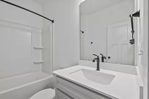407 Briggs Dr, Easley, SC 29642 photo 8