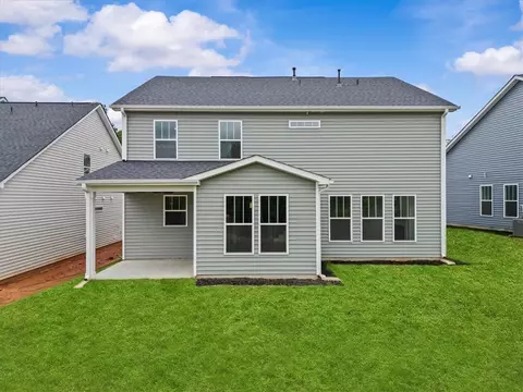 407 Briggs Dr, Easley, SC 29642 photo 3