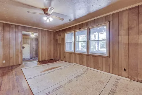 Living - 176 Orchid Dr, Easley, SC 29642 photo 5 of 6