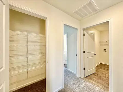 Entry Way - 513 Seaborn Cir, Pendleton, SC 29670 photo 3 of 6
