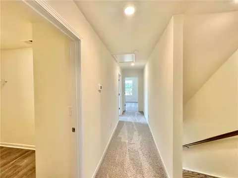 Entry Way - 513 Seaborn Cir, Pendleton, SC 29670 photo 5 of 6