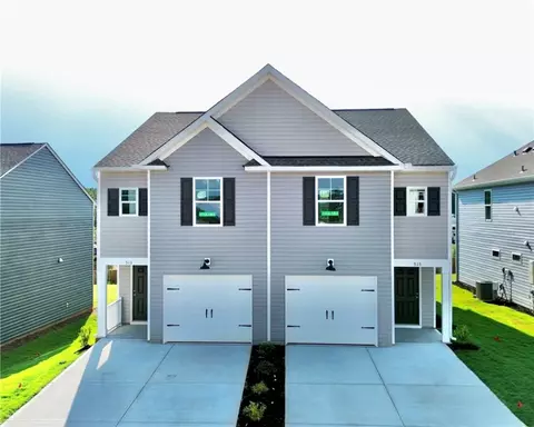 513 Seaborn Cir, Pendleton, SC 29670