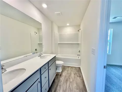 Bath - 513 Seaborn Cir, Pendleton, SC 29670 photo 3 of 3