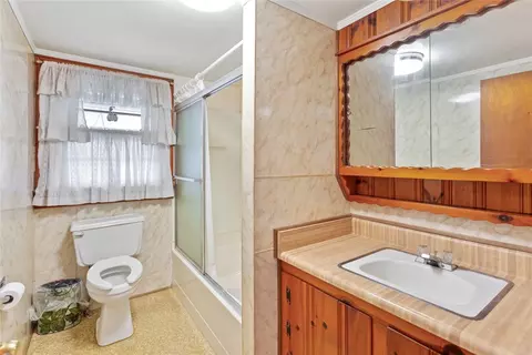 Bath - 1 Green St, Pelzer, SC 29669 photo 1 of 1