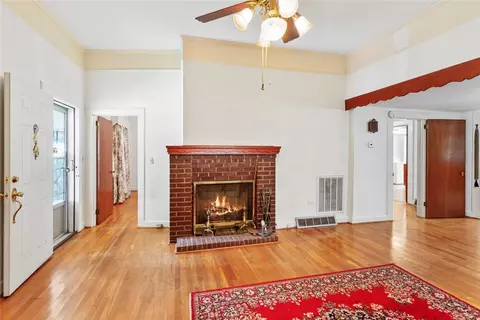 Living - 1 Green St, Pelzer, SC 29669 photo 2 of 4