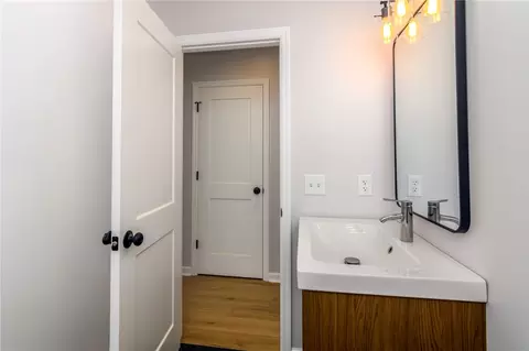 Bath - 13 Spring St, Pelzer, SC 29669 photo 4 of 4