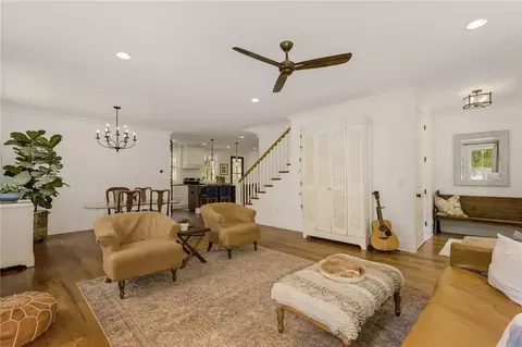 630 Pickens Dr, Pendleton, SC 29670 photo 3