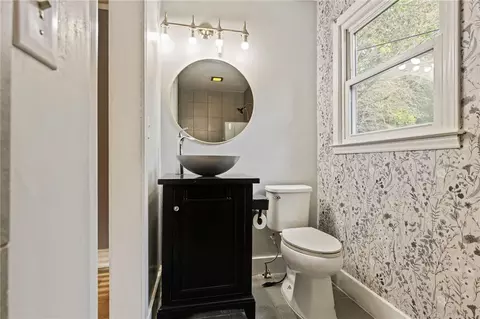 Bath - 101 S D St, Easley, SC 29640 photo 2 of 3
